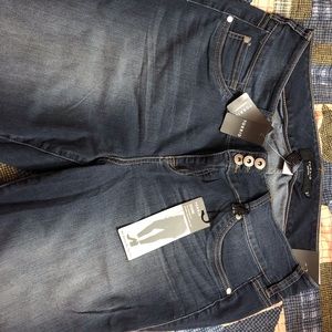 Torrid Jeggings NWT Size 18 T